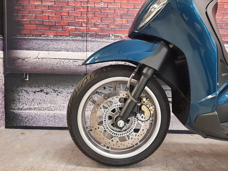 Piaggio Beverley 300 hpe 2022 Model