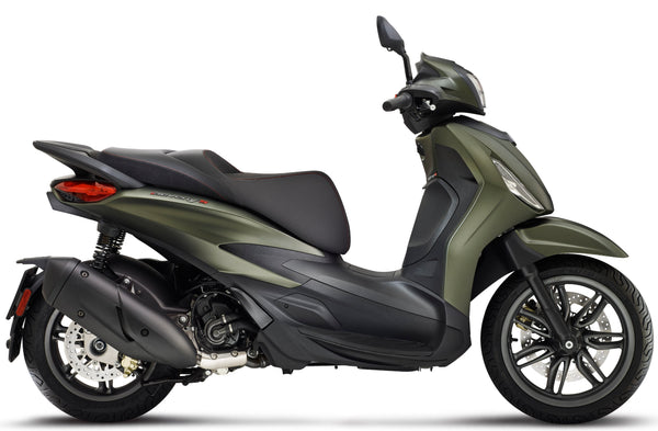Piaggio Beverly S HPE 300 - Verde Jungle OFFER VALID UNTIL 31st December 2023