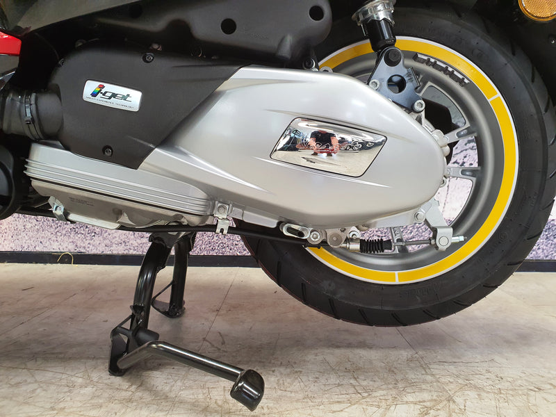 Vespa Primavera 125 Disney Mickey Mouse Edition
