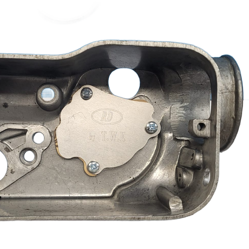RD Original Vespa PX, T5 Oil Pump Blanking Plate