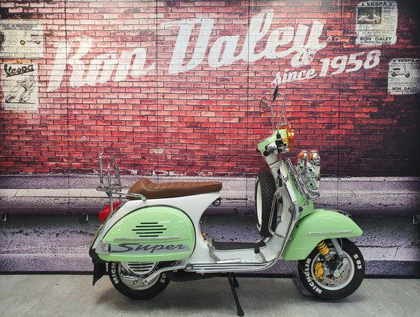 Ron Daley Special No229 Vespa PX150