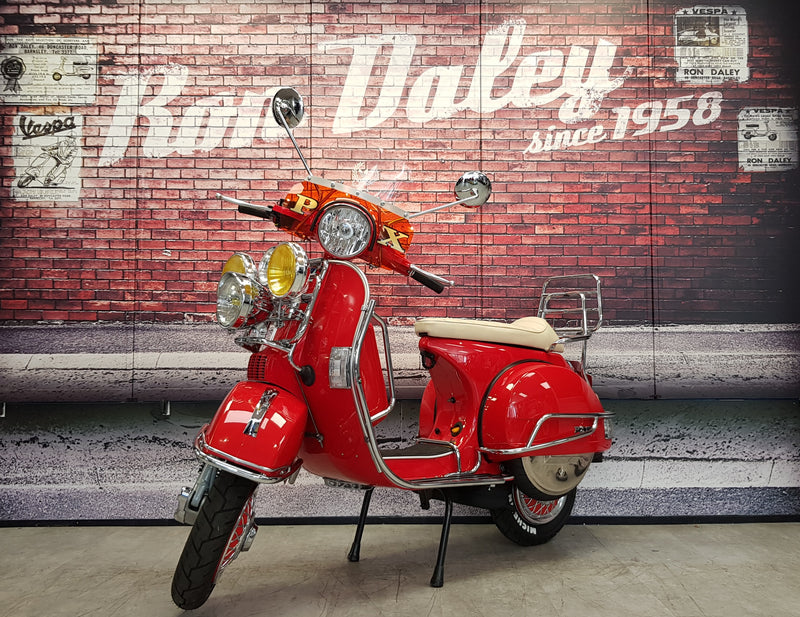 Vespa PX125 Ron Daley Special Edition No210