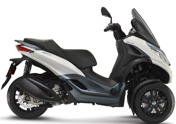 Piaggio MP3 300 HPE - Euro 5 - Bianco Luna OFFER VALID UNTIL 31st December 2023