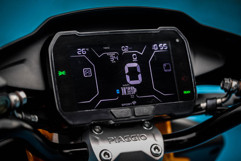 Electric Piaggio 1 - Forever White OFFER VALID UNTIL 31st December 2023