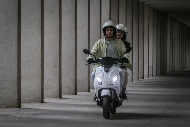 Electric Piaggio 1 - Forever White OFFER VALID UNTIL 31st December 2023