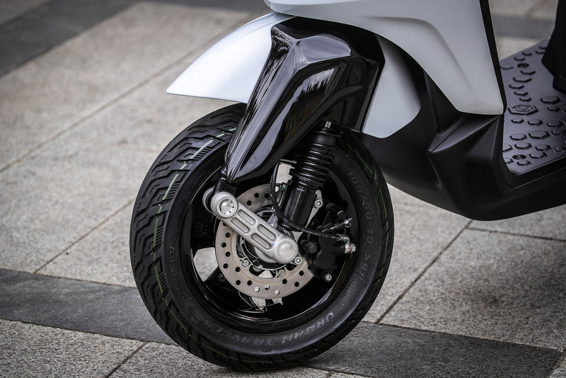 Electric Piaggio 1 - Forever White OFFER VALID UNTIL 31st December 2023