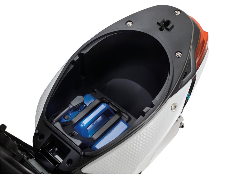 Electric Piaggio 1 - Forever White OFFER VALID UNTIL 31st December 2023